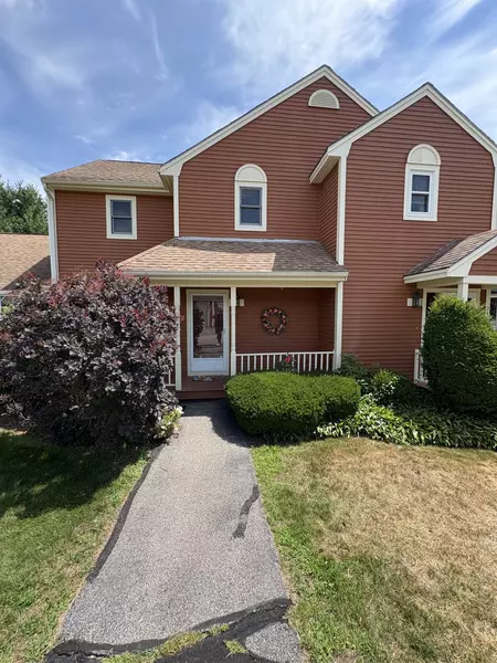 92 Katie LN, Dover, NH 03820