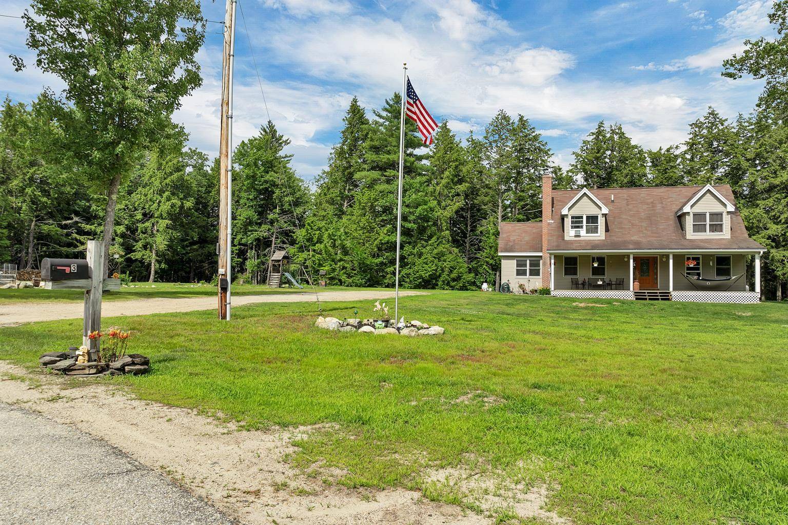 Brookfield, NH 03872,3 Holly LN
