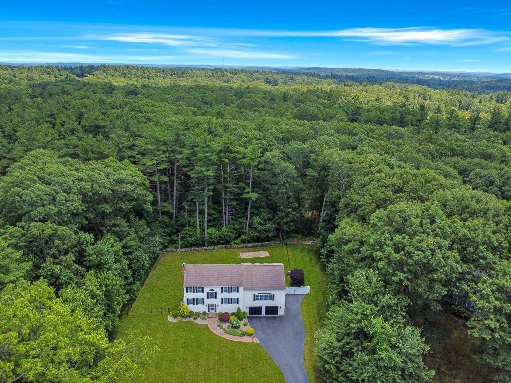 Derry, NH 03038,6 Fox Hollow RD
