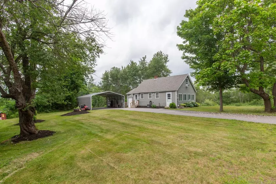 31 Highland Mountain RD, Northfield, NH 03276