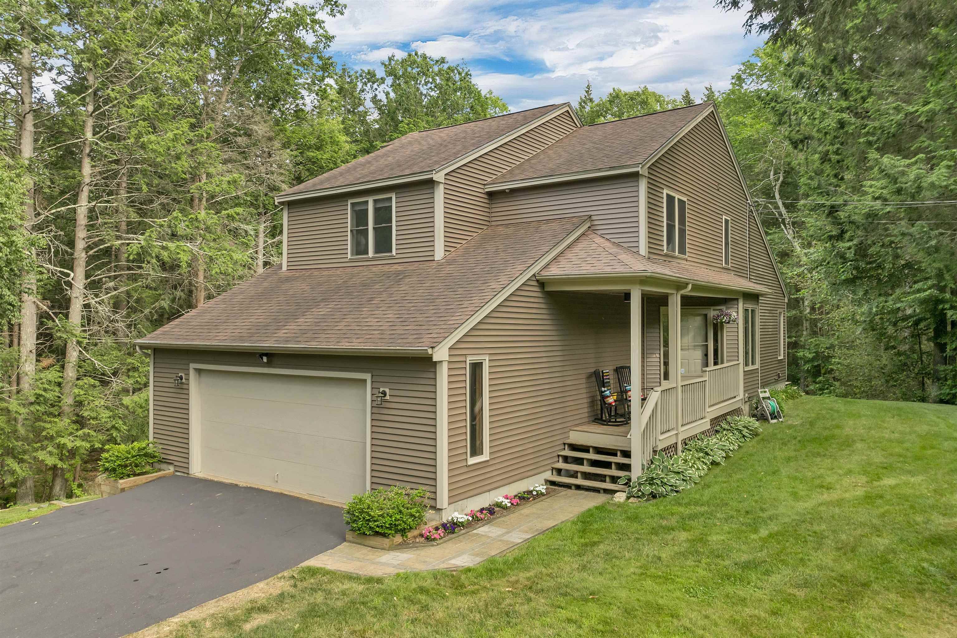 125 Deer Ridge DR, Barrington, NH 03825