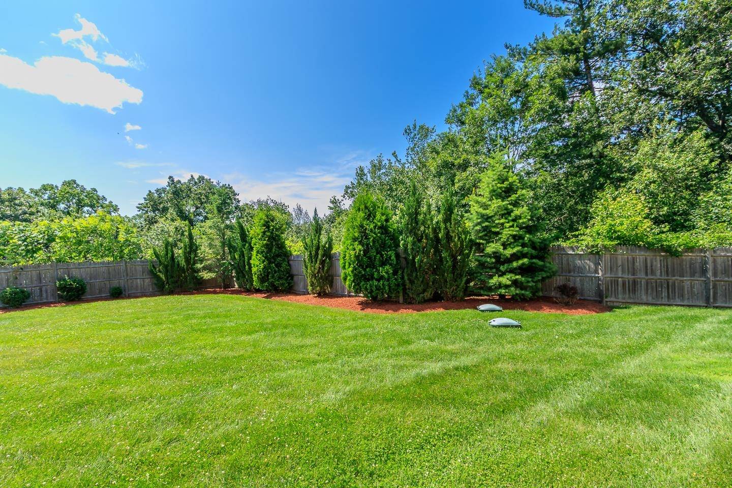 Derry, NH 03038,37 Highland AVE #1