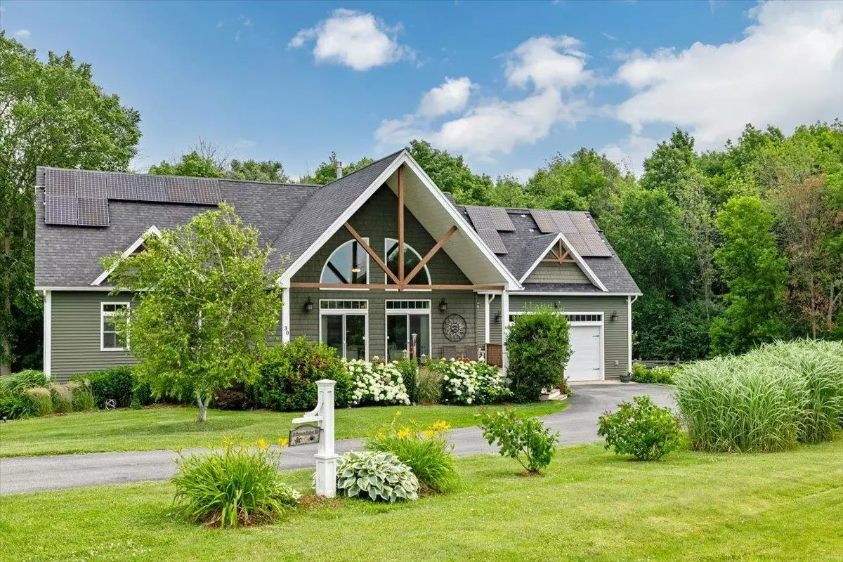 South Hero, VT 05486,30 Haycorn Hollow RD