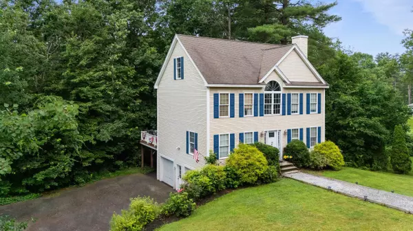 2 Cardinal CIR, Derry, NH 03038