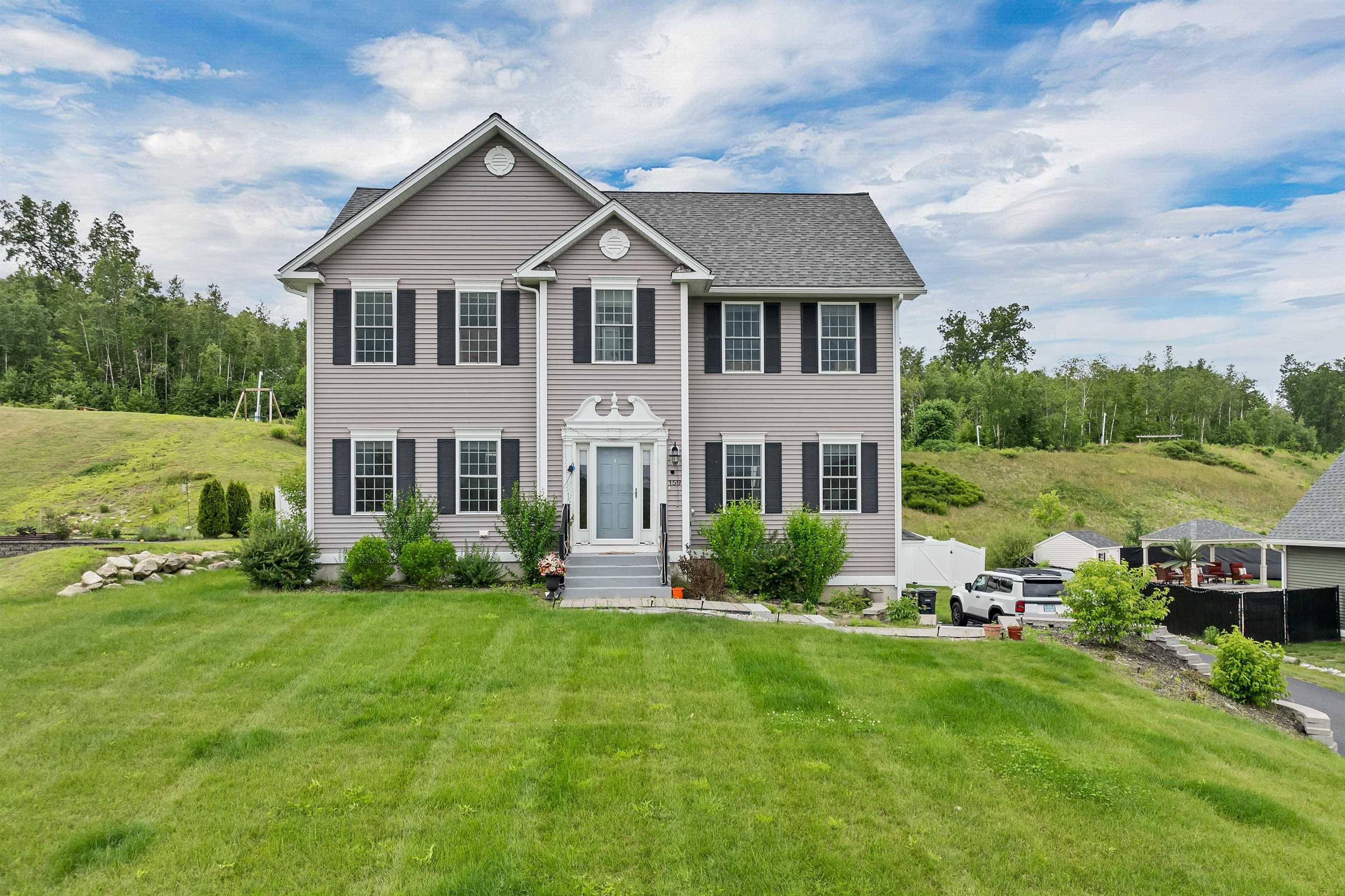 159 Brookview DR, Hooksett, NH 03106