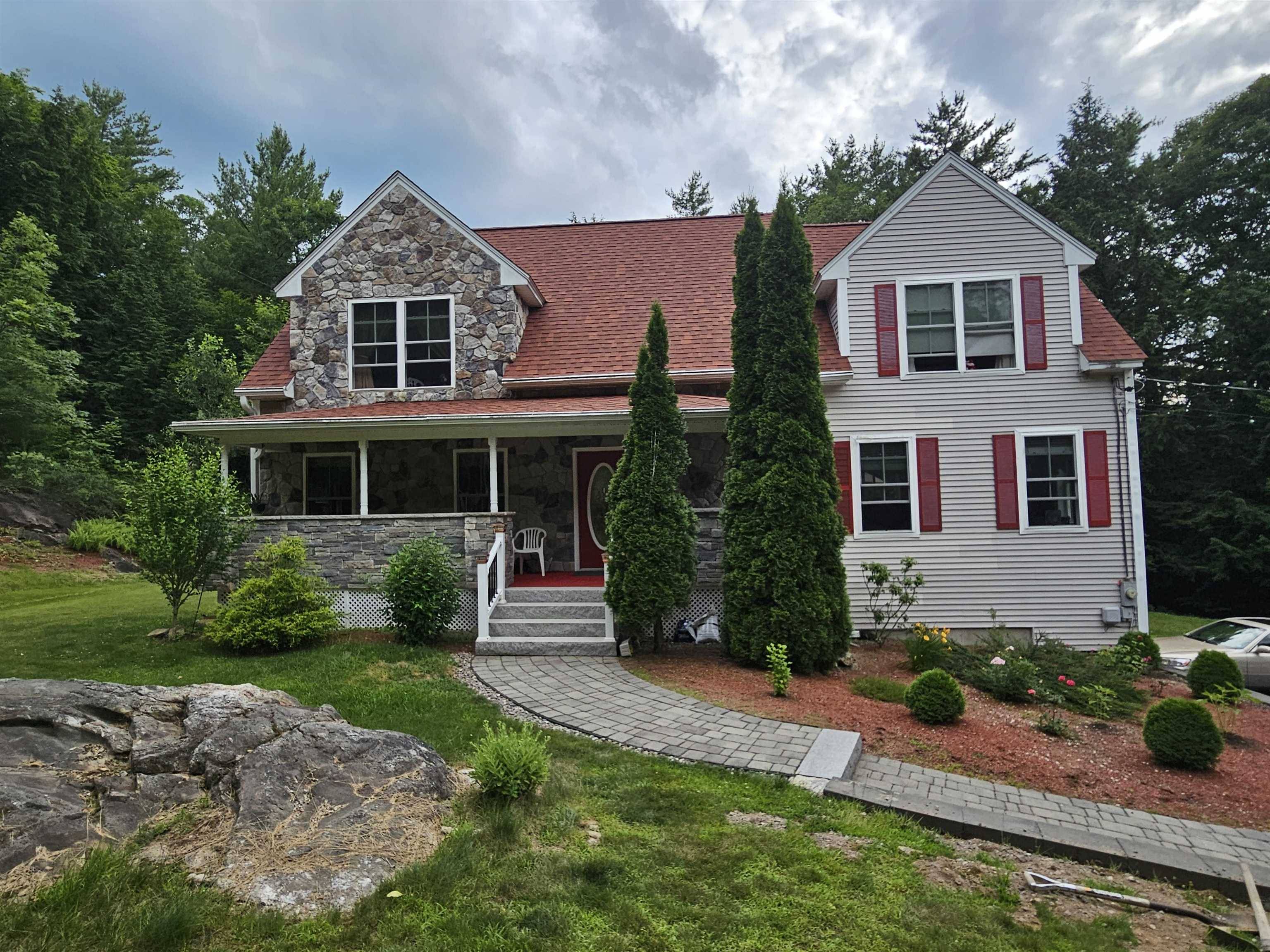 69 Twin Bridge RD, Weare, NH 03281-0000