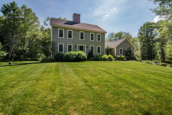 South Hampton, NH 03827,4 Currier ST