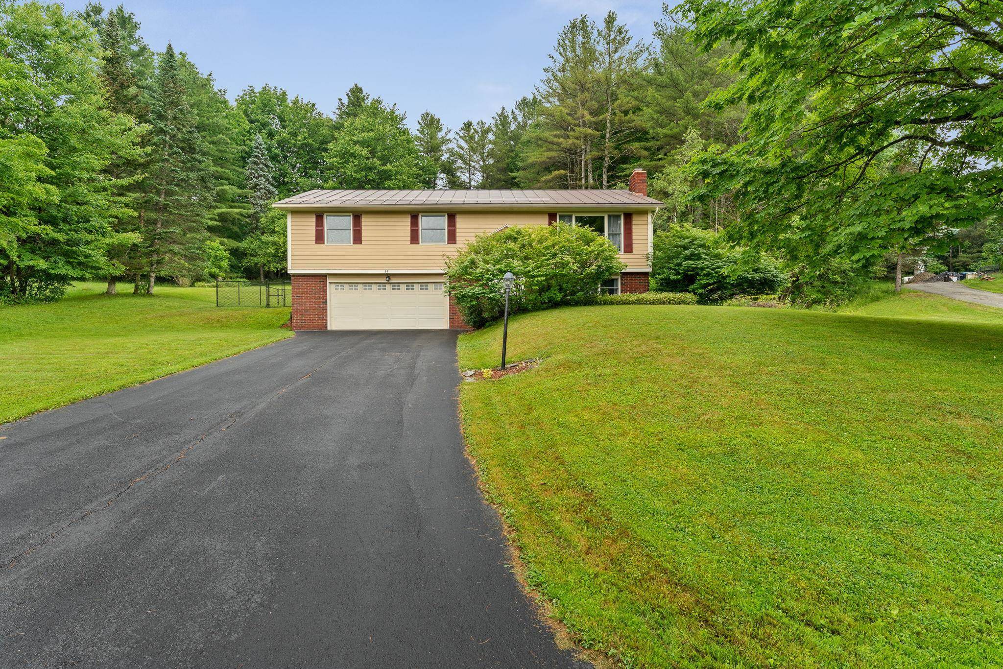 Montpelier, VT 05602,34 Deerfield DR