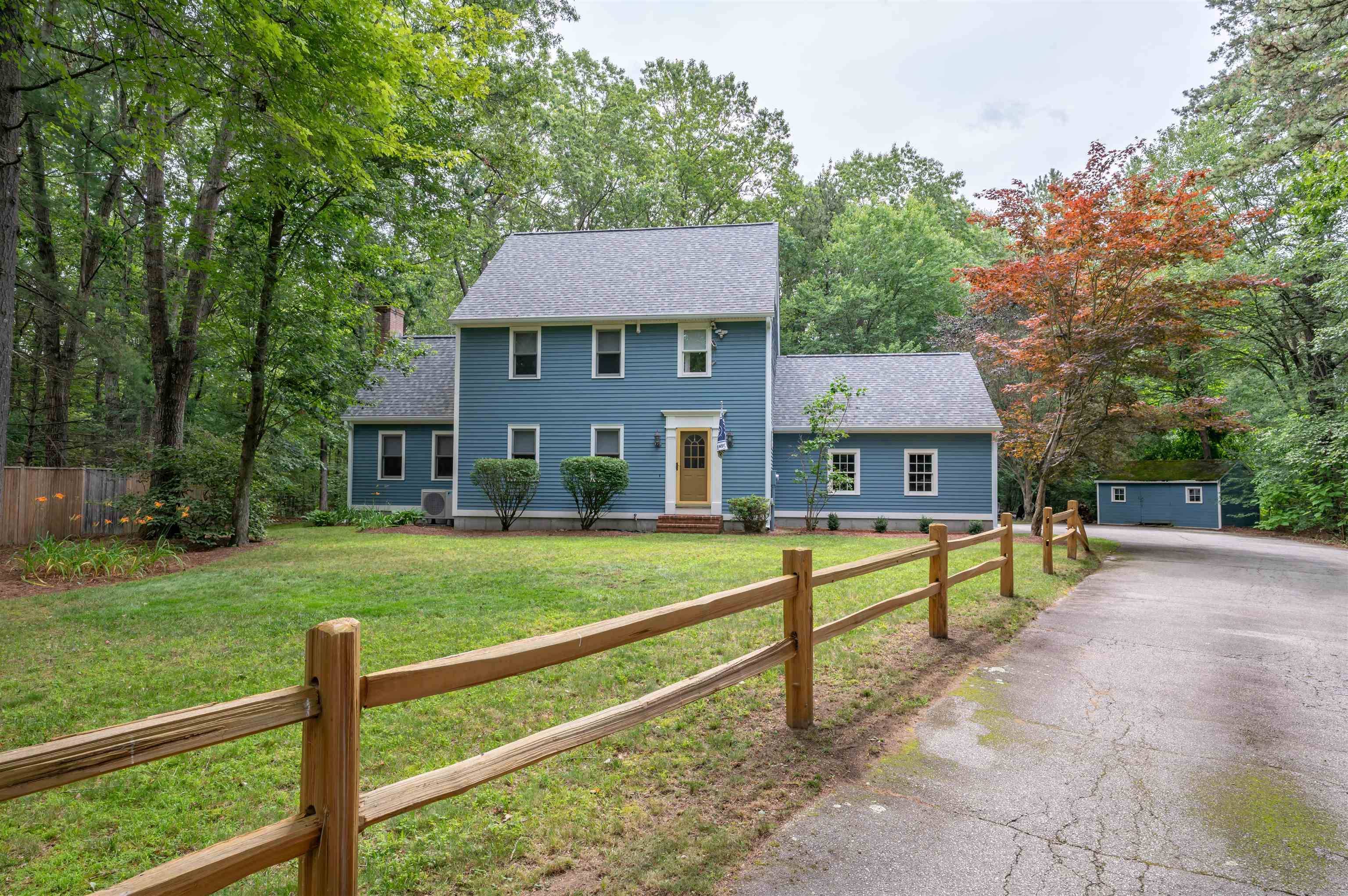 21 Tamarack LN, Amherst, NH 03031