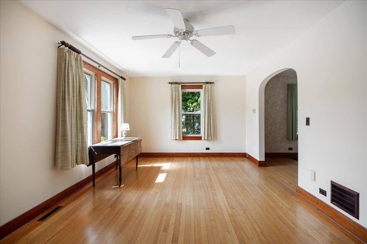 South Burlington, VT 05403,138 Hinesburg RD