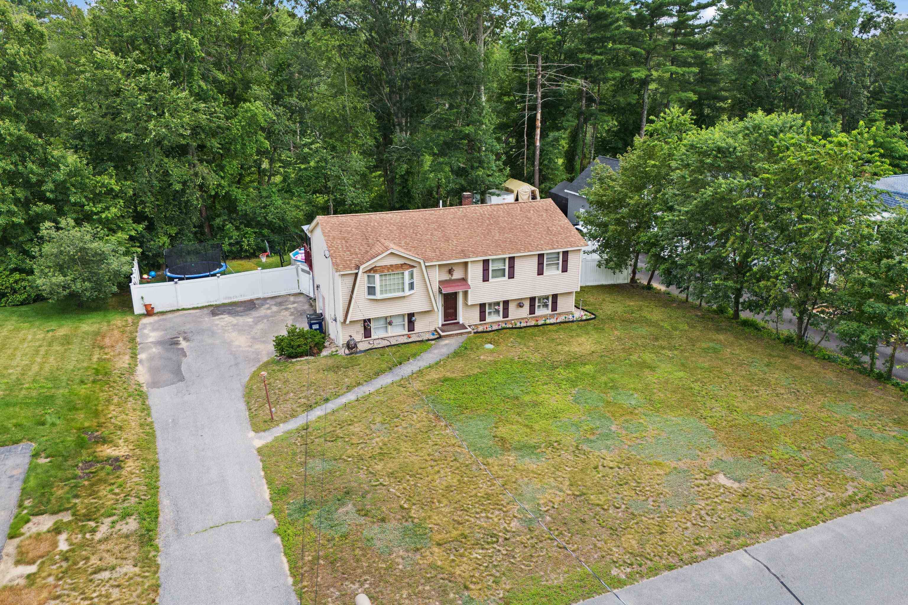 Salem, NH 03079,66 Townsend AVE