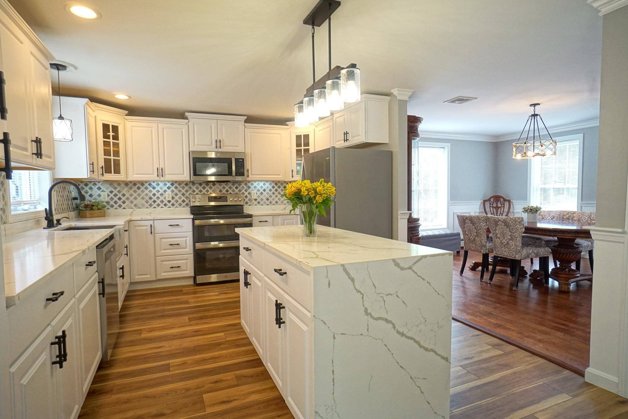 Raymond, NH 03077,6 Lemon Tree RD
