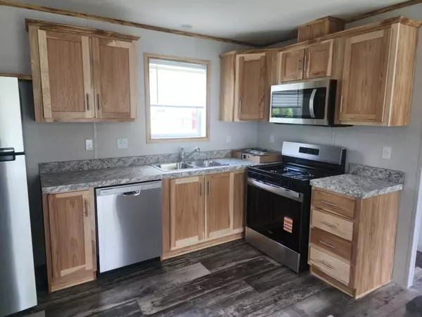 Windsor, VT 05089,11 Cubb CT