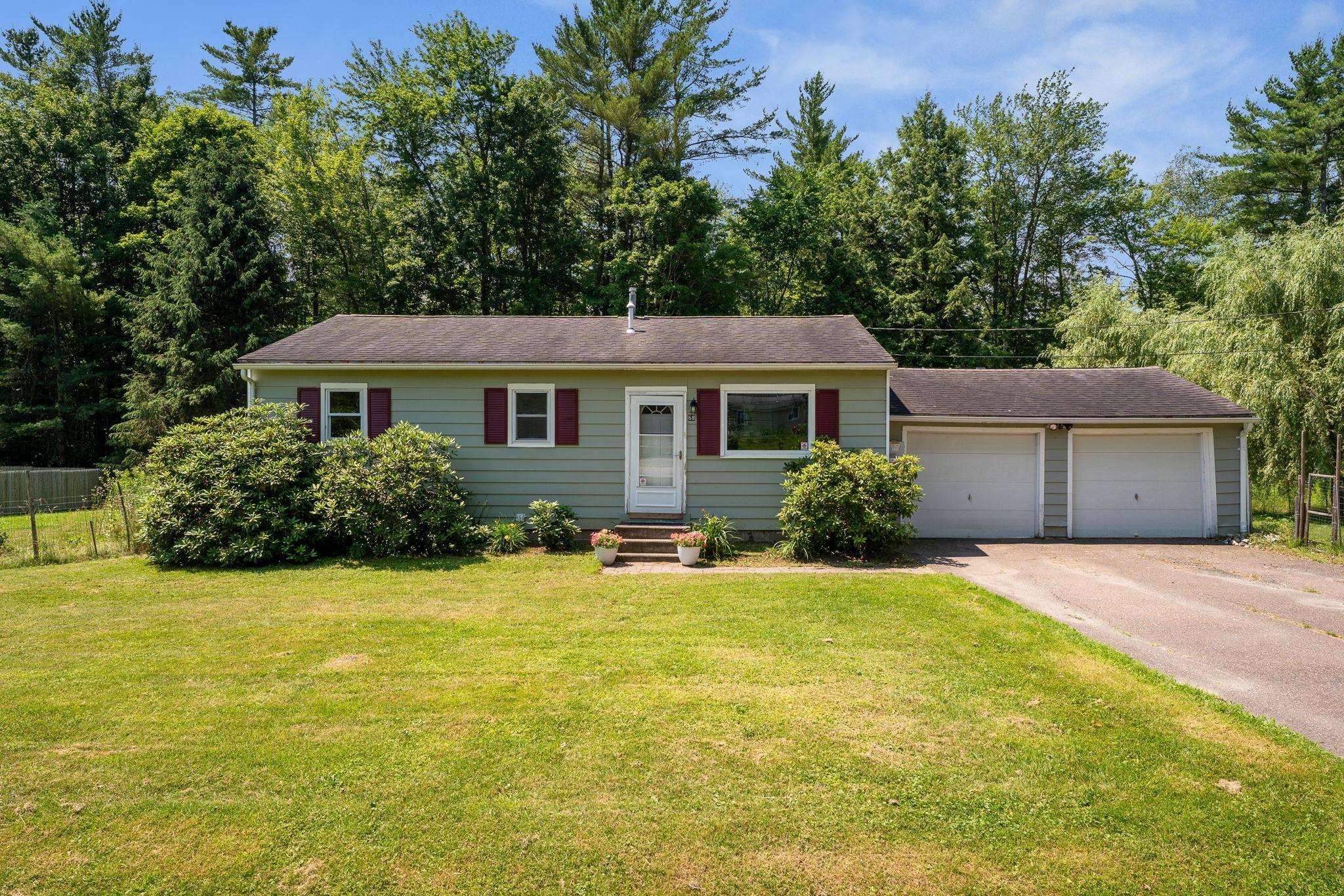 68 Sunny View DR, Jericho, VT 05465