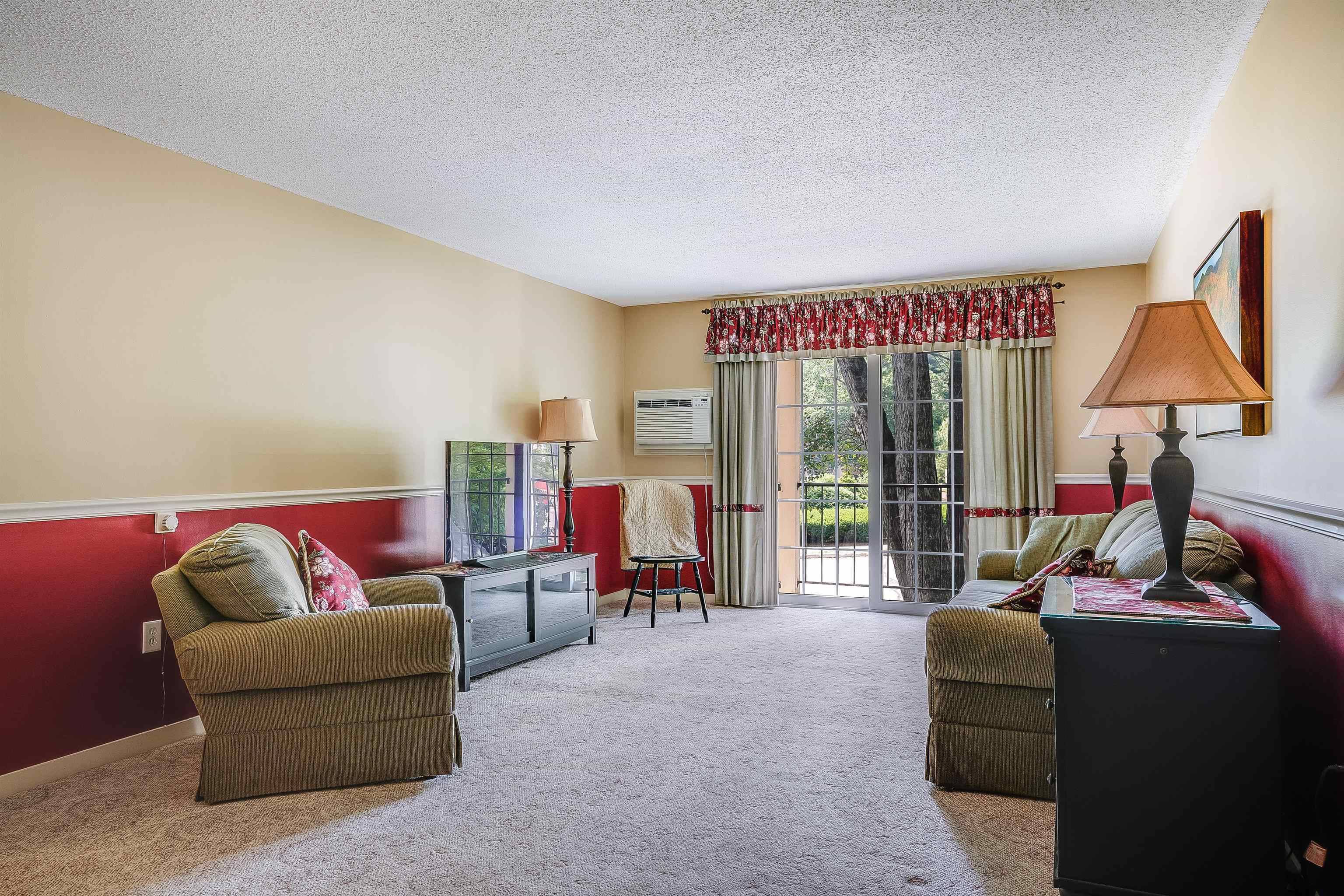 Manchester, NH 03102,15 Northbrook DR #1507