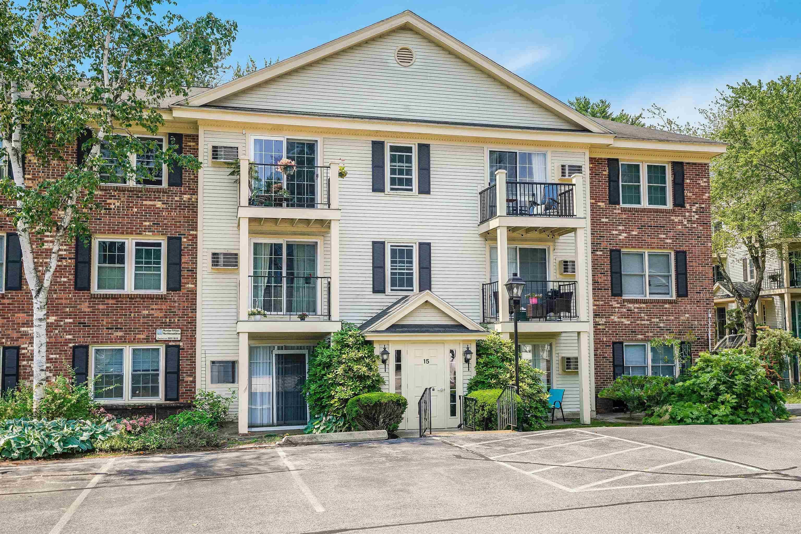 15 Northbrook DR #1507, Manchester, NH 03102