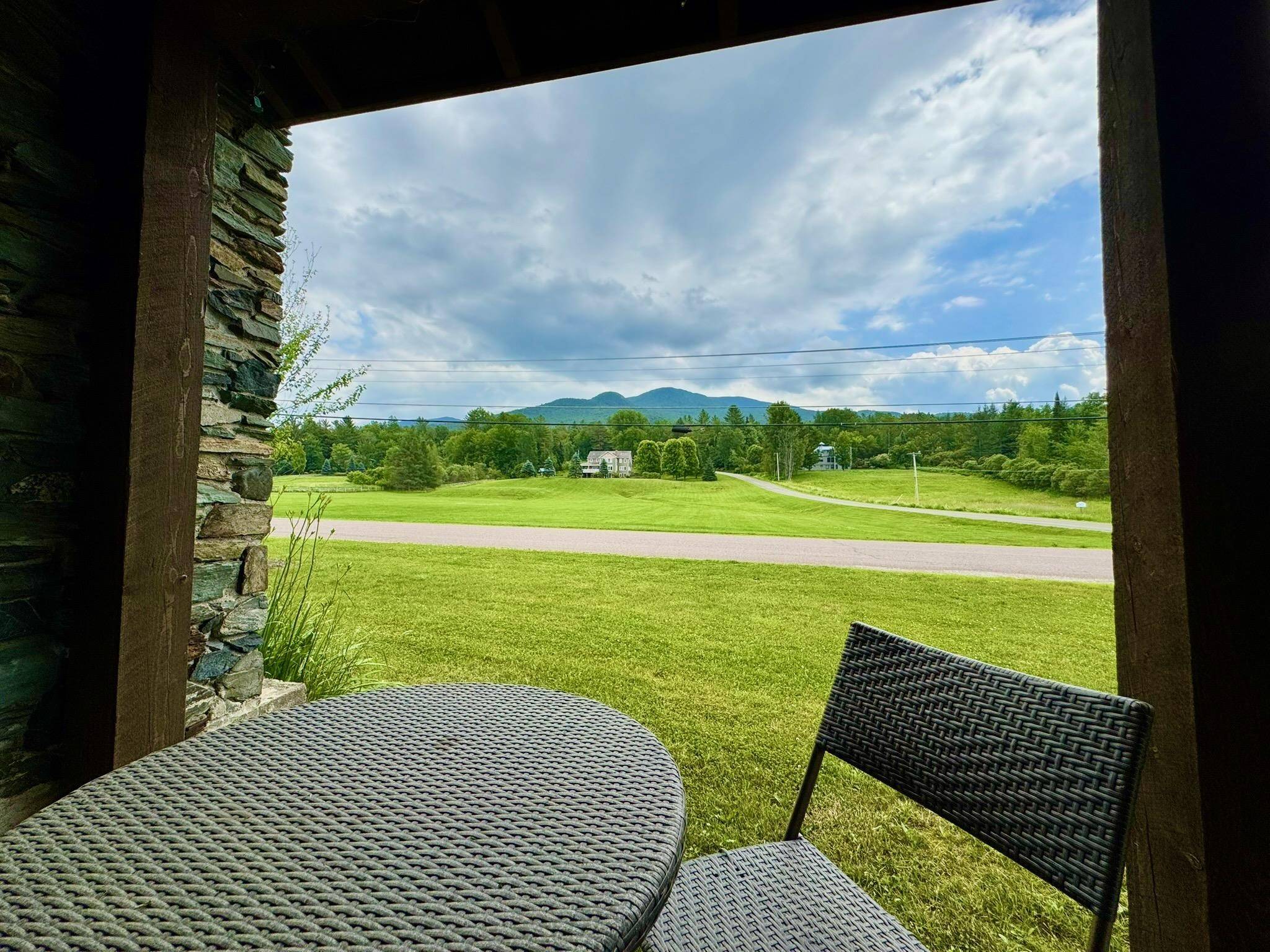 Stowe, VT 05672,1970 Stowe Hollow RD