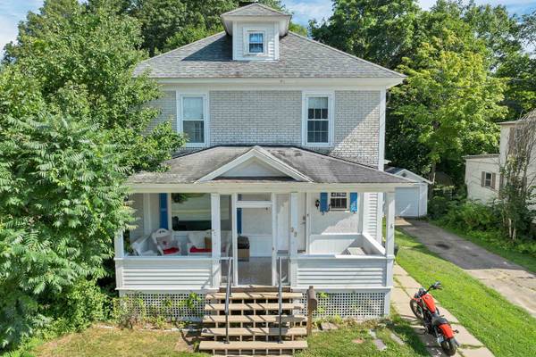 99 Oak ST, Laconia, NH 03246