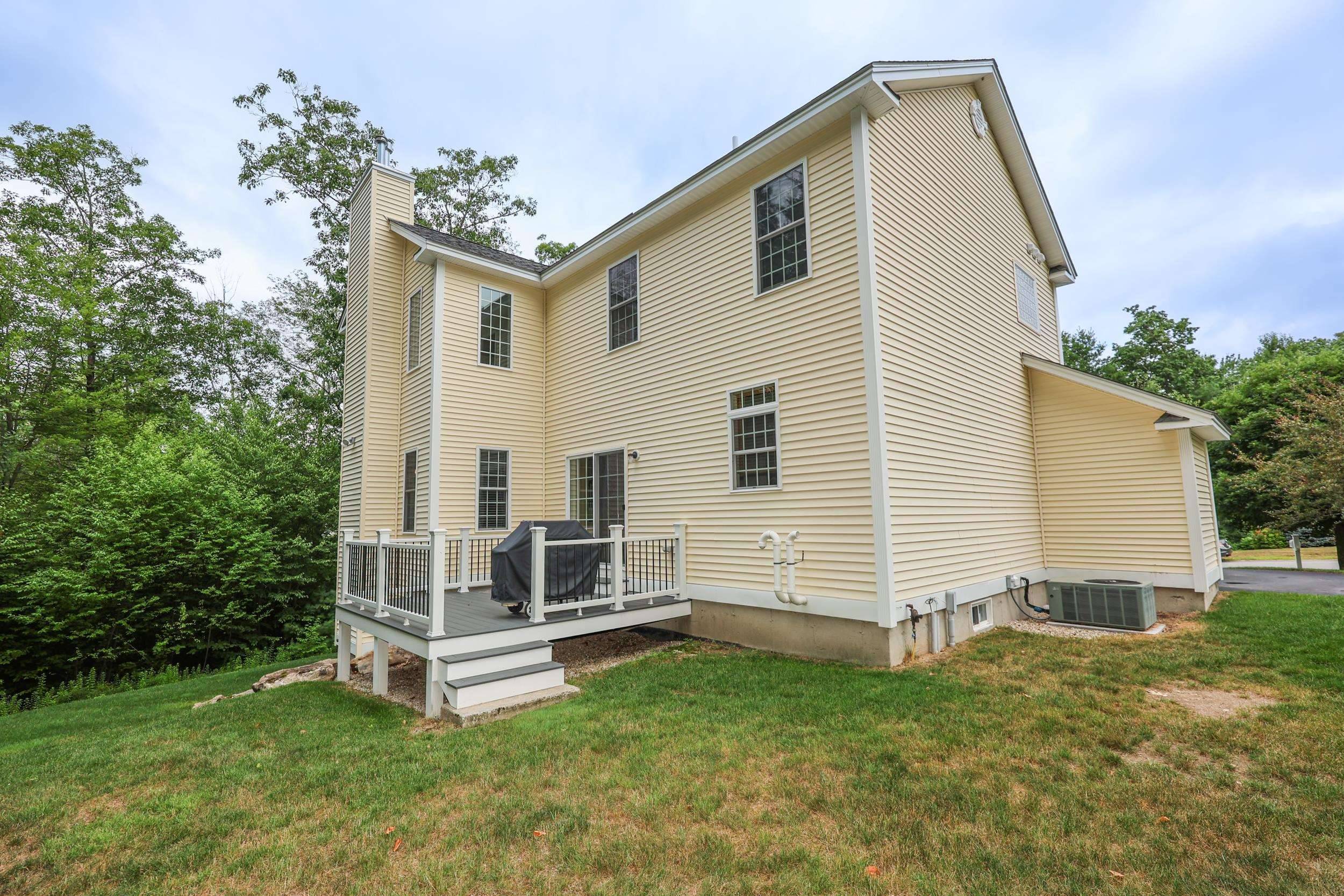 Bedford, NH 03110,61 Grapevine RD