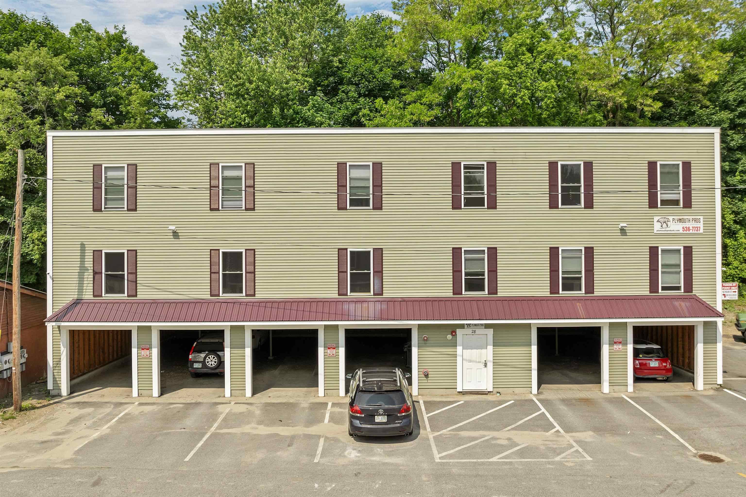 Plymouth, NH 03264,28, 29  &42 Railroad & Main SQ