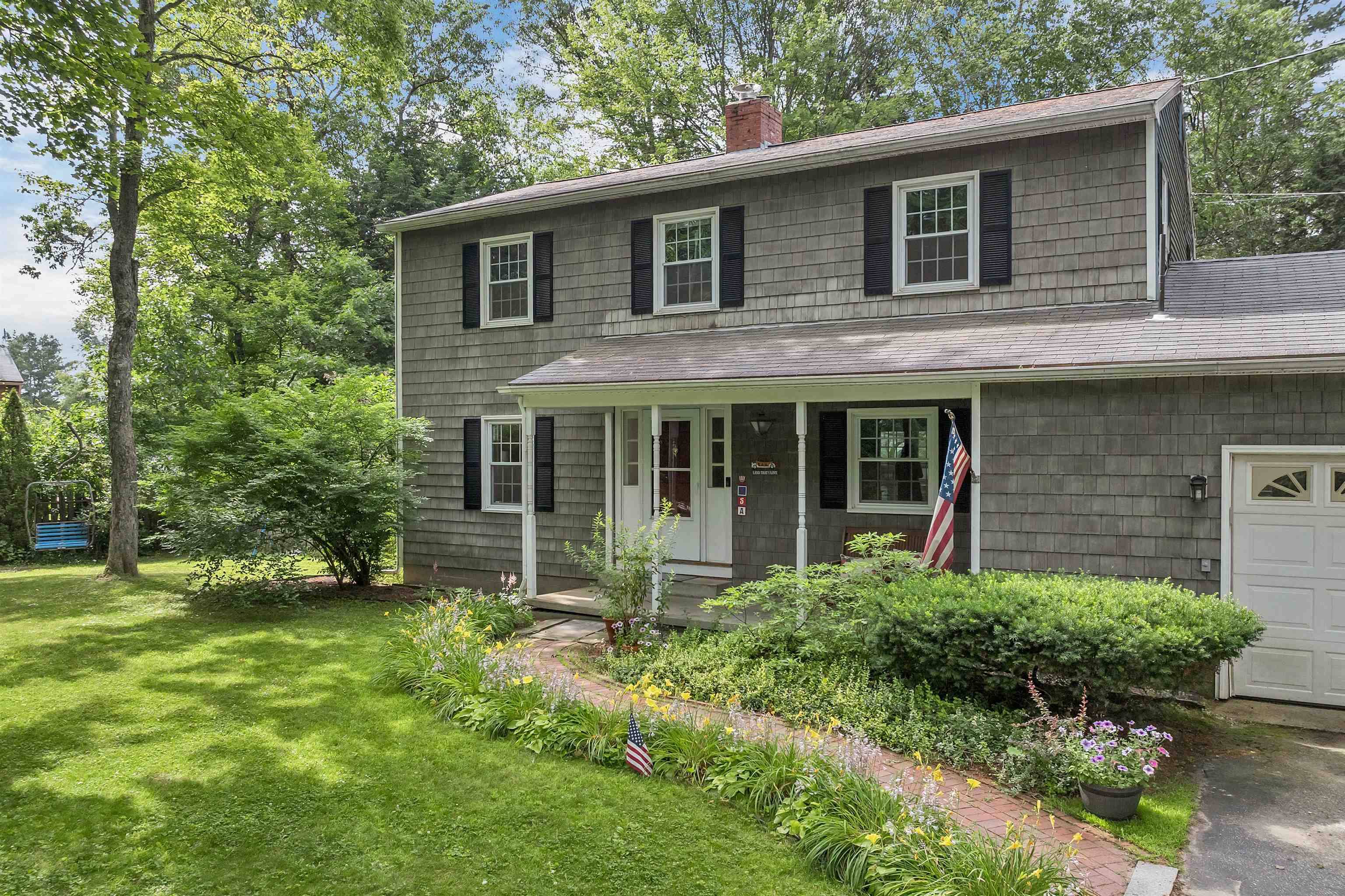 Hopkinton, NH 03229,121 Pinewood DR