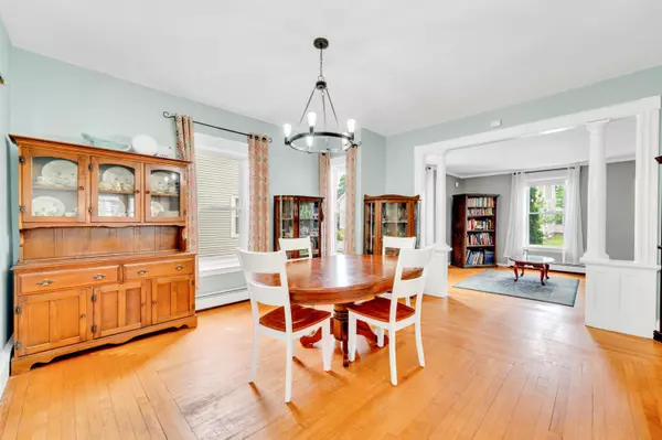 Manchester, NH 03103,317 Laurel ST