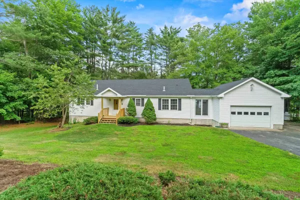 31 Winant RD, Pittsfield, NH 03263