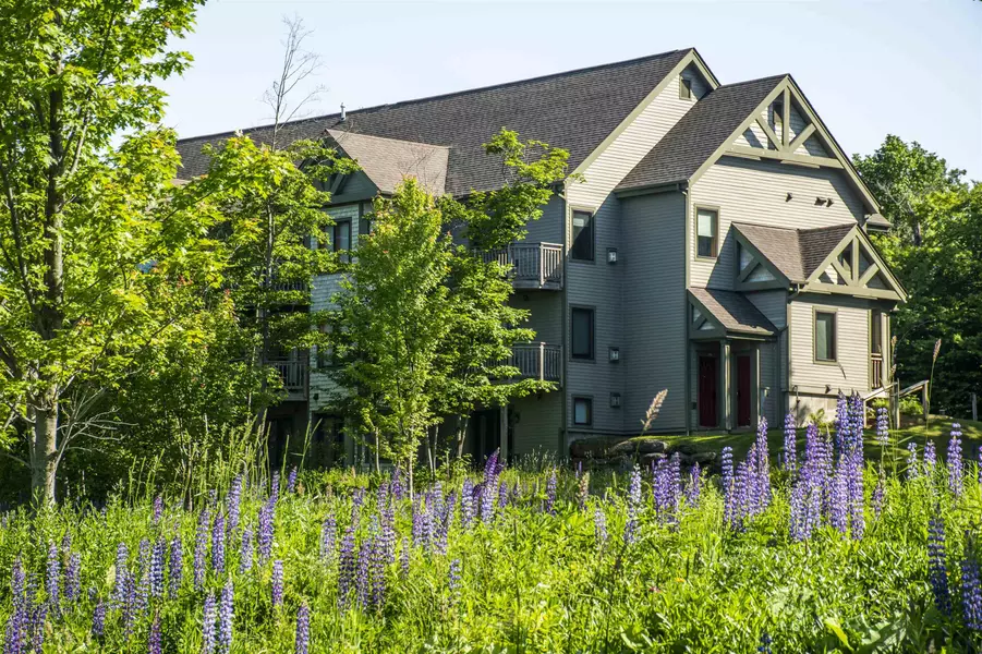 319 Jay Peak RD #4707, Jay, VT 05859