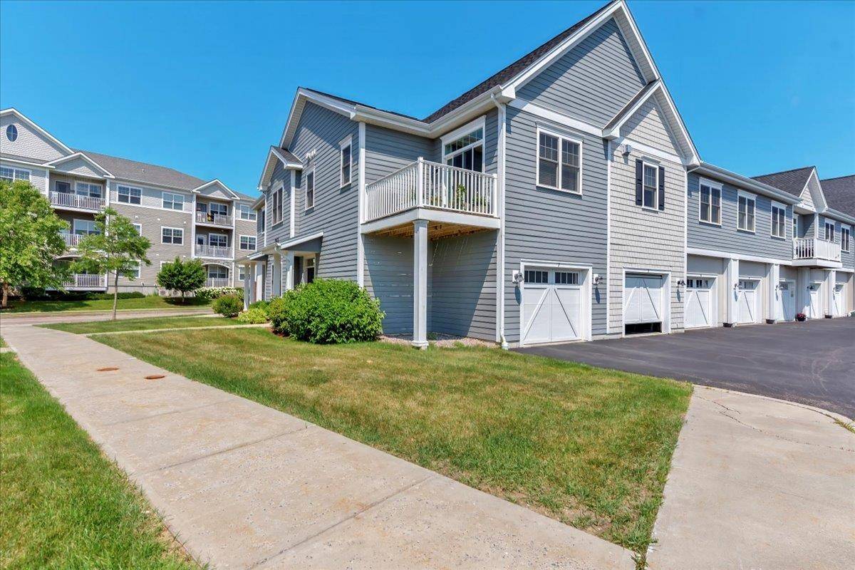 81 Holland LN #7, Williston, VT 05495