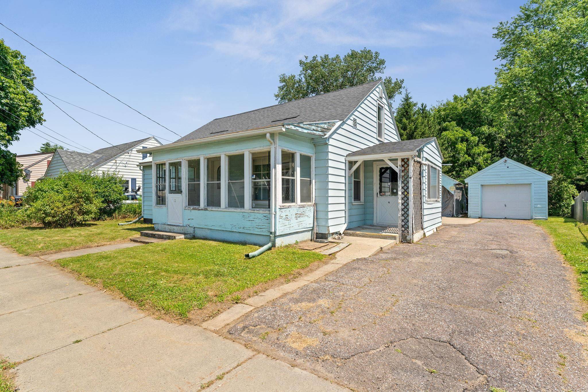 9 Richard ST, Winooski, VT 05404