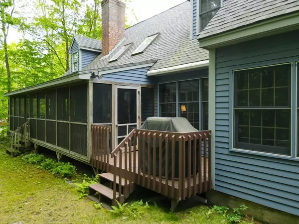Gilford, NH 03249,39 Robertson DR