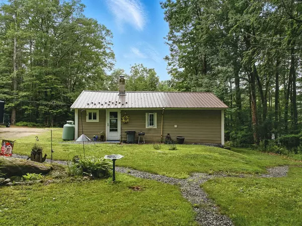 Rindge, NH 03461,13 Pearly Pond WAY