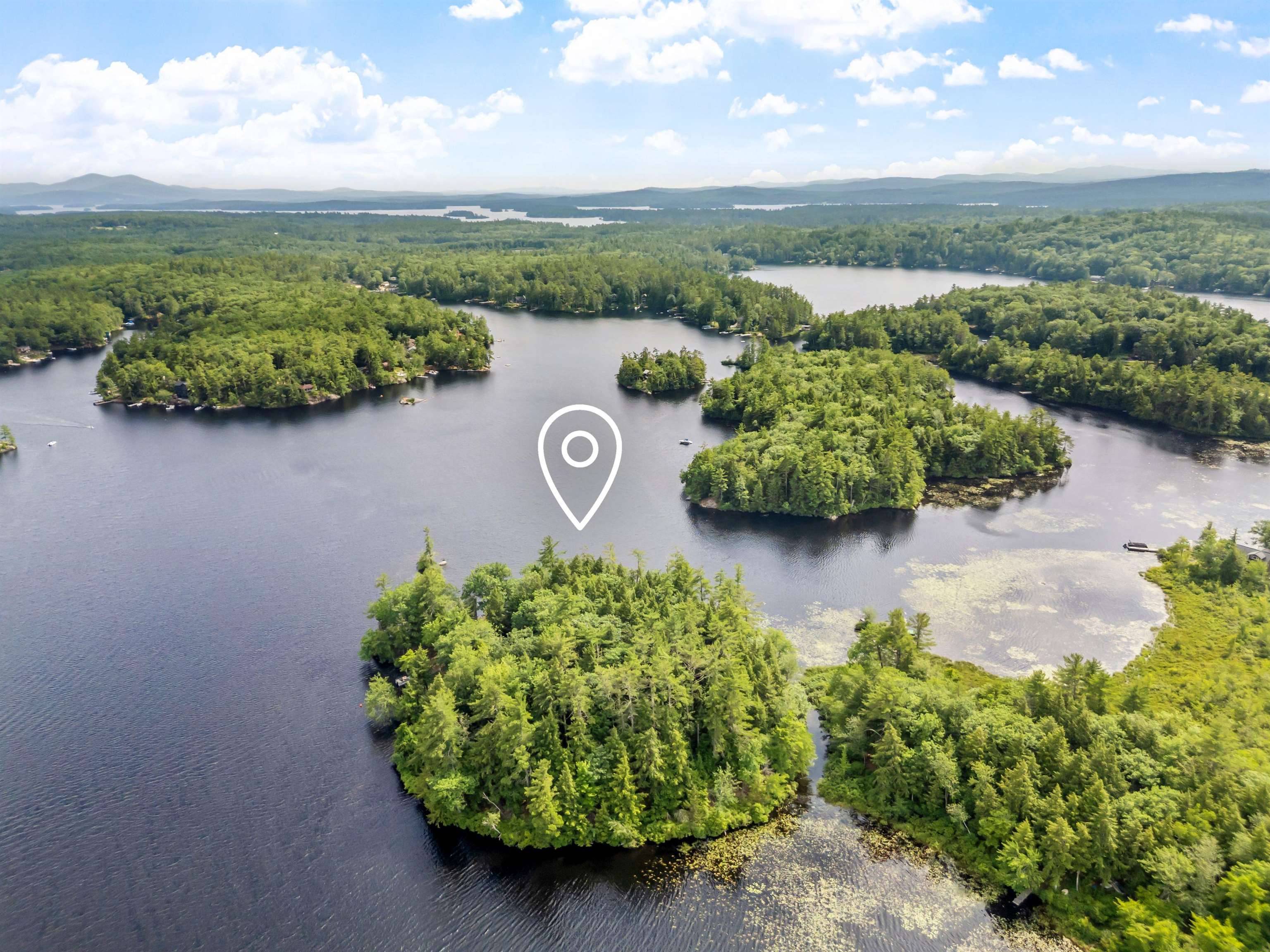 2 Little Badger IS, Moultonborough, NH 03254