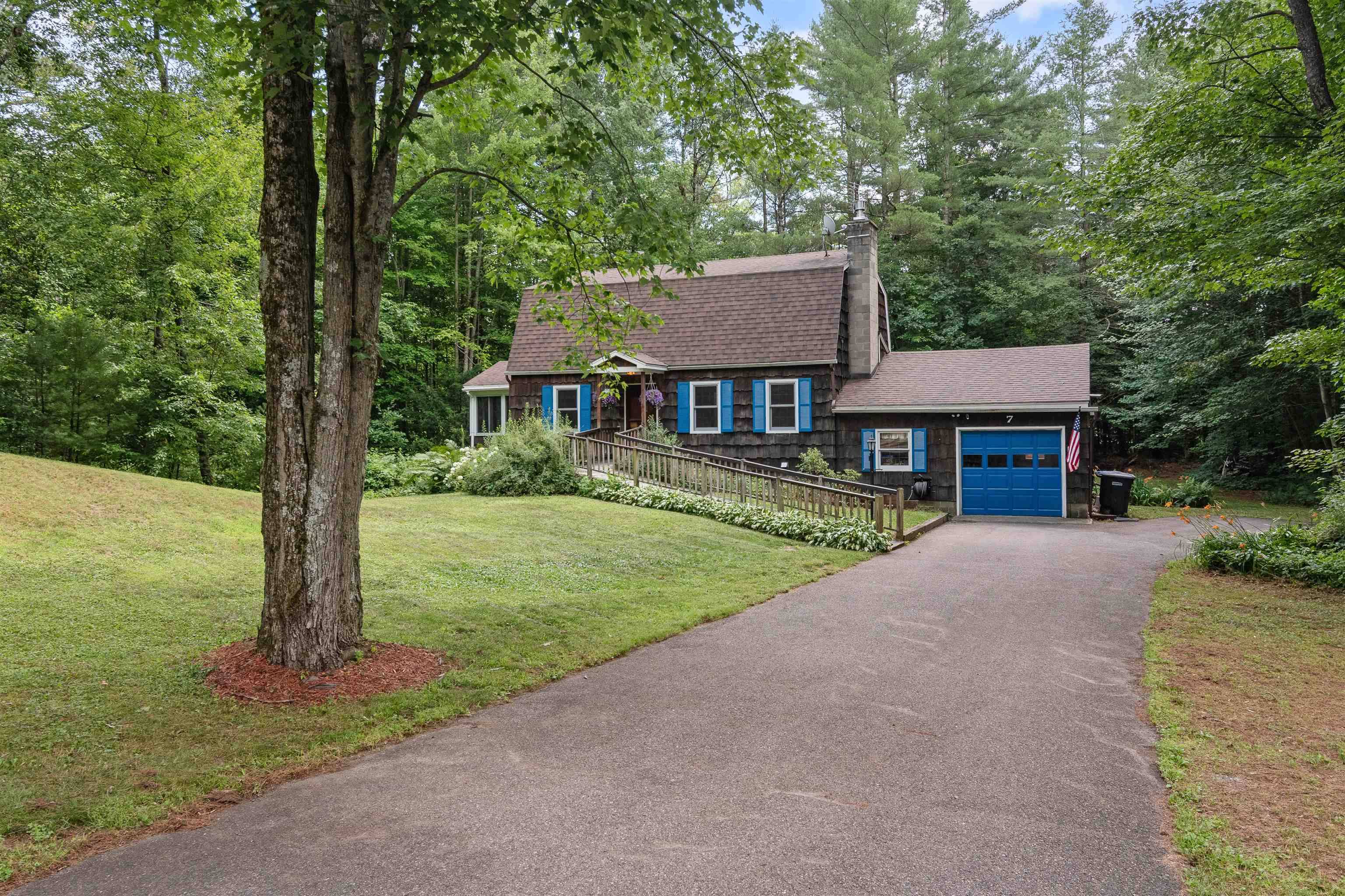 7 Glenwood DR, Essex, VT 05452