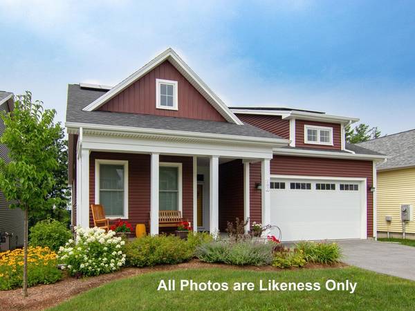 63 Daniel DR, South Burlington, VT 05403