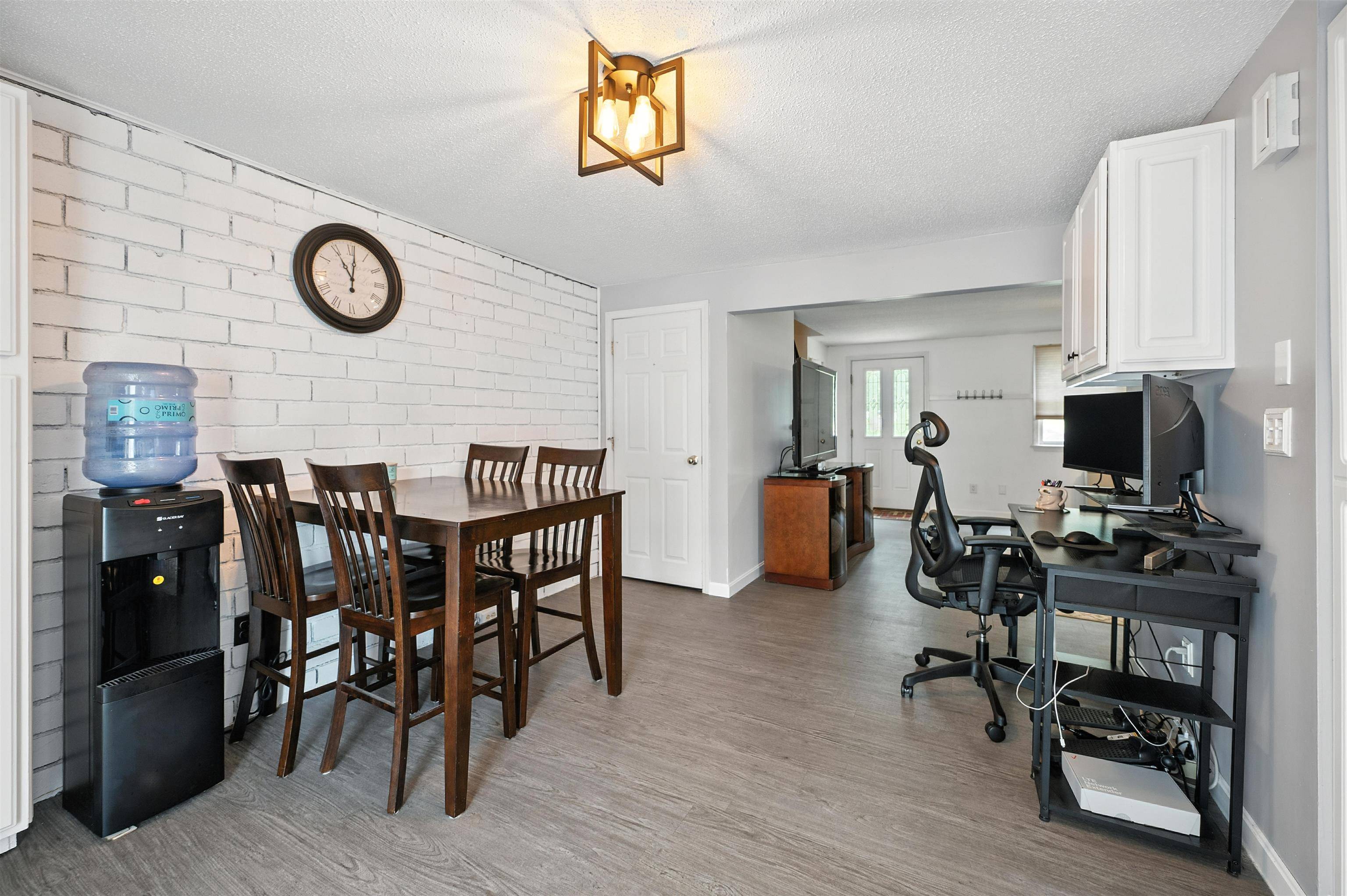 Londonderry, NH 03053,41 Olde Country Village RD #41