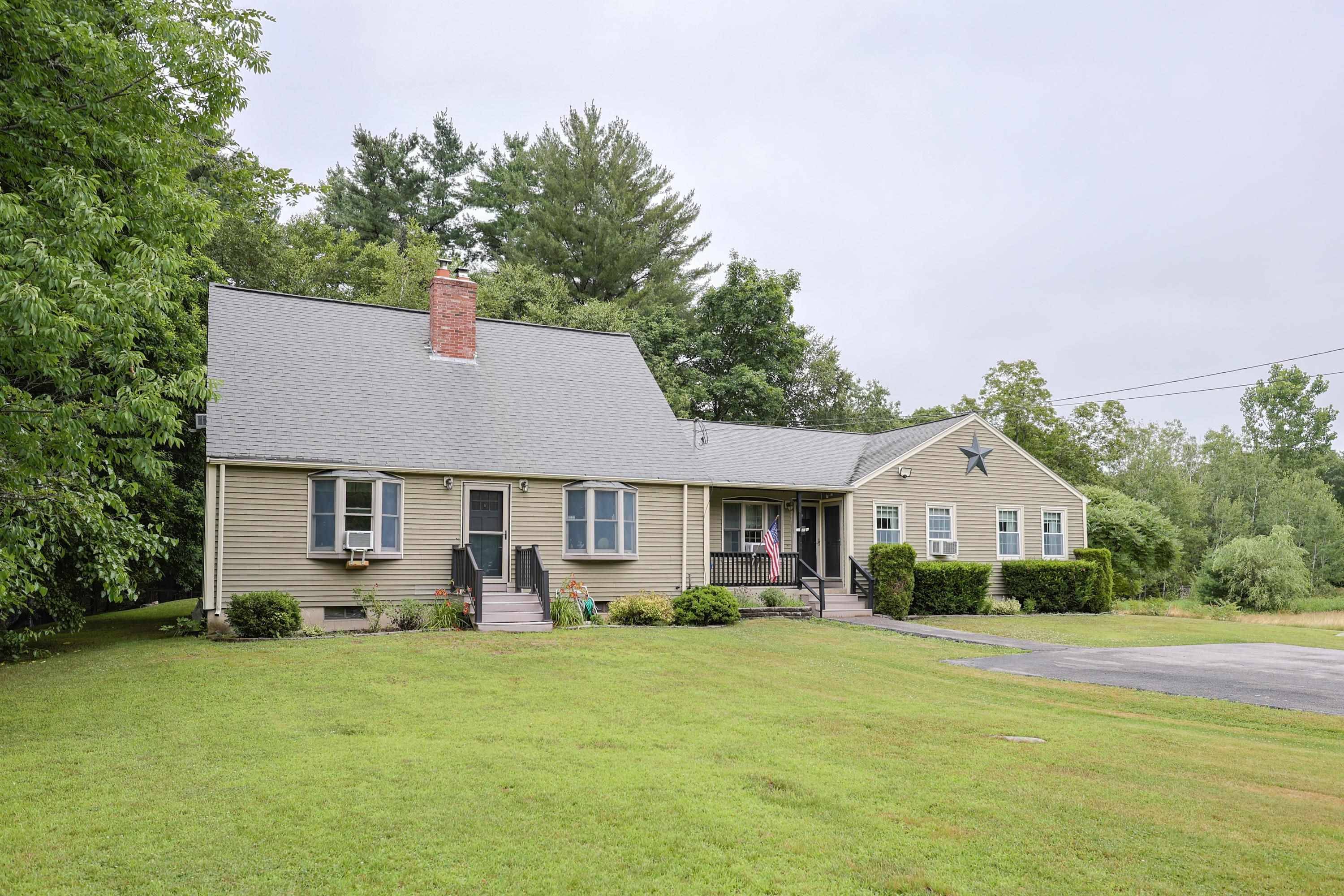220 Central ST, Hampstead, NH 03826