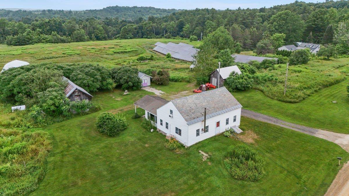 490 Delorm RD, Leicester, VT 05733
