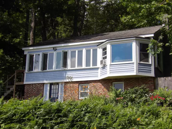 49 Rockview RD, Castleton, VT 05735