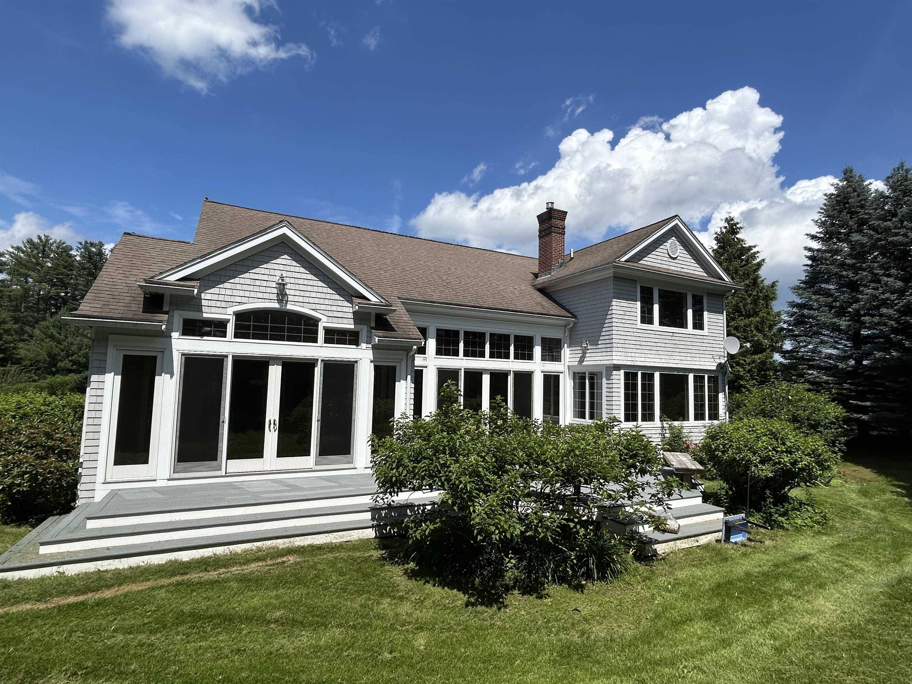 Hampton Falls, NH 03844,94 Linden RD
