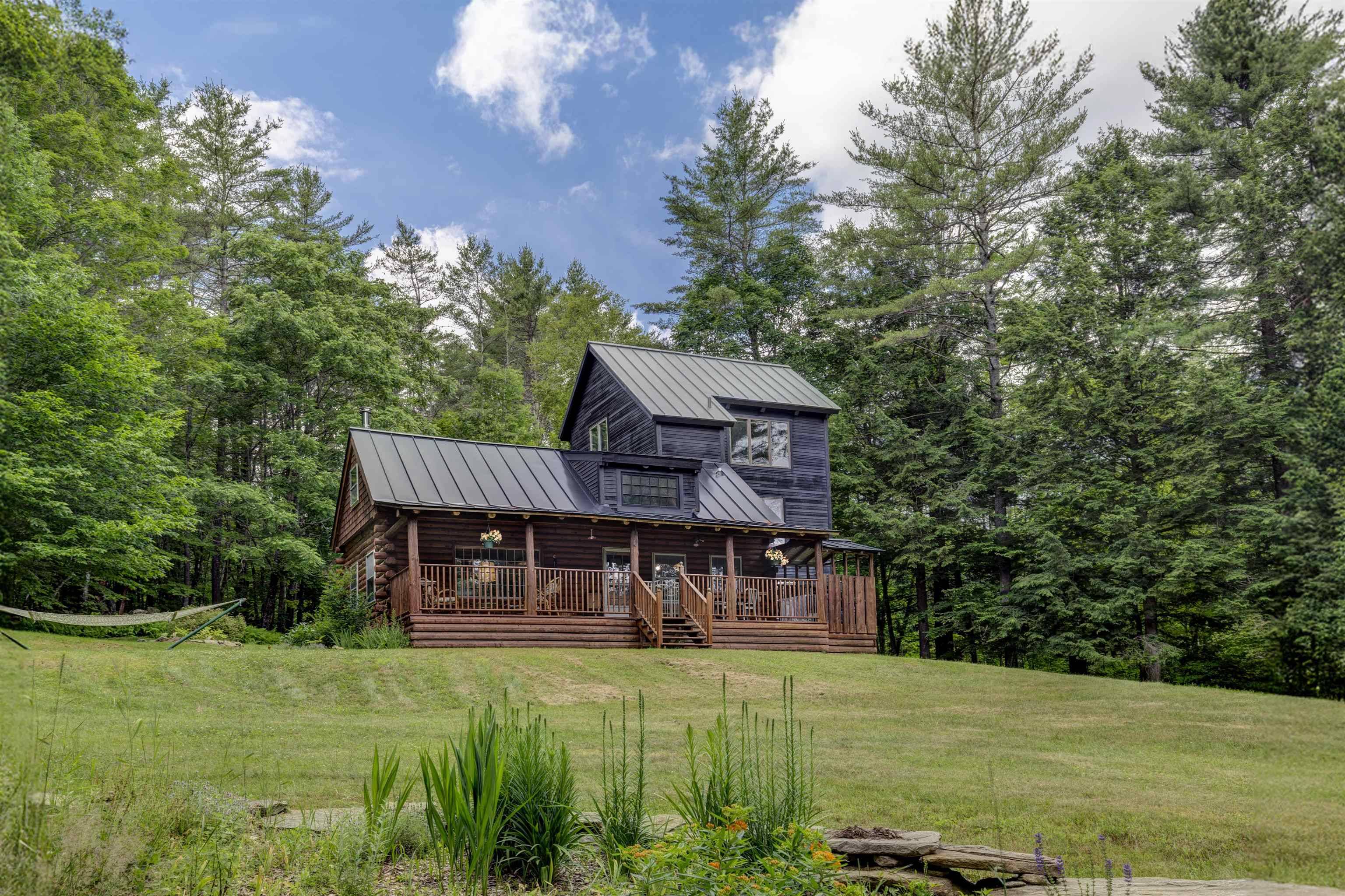 Thetford, VT 05075,923 Gove Hill RD