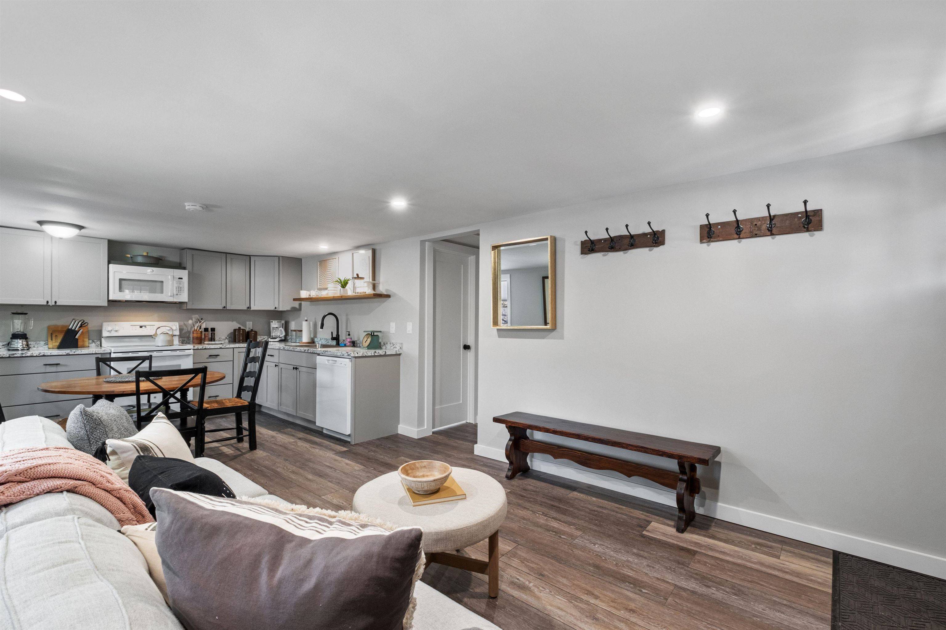 Bradford, NH 03221,31 Water ST ##3