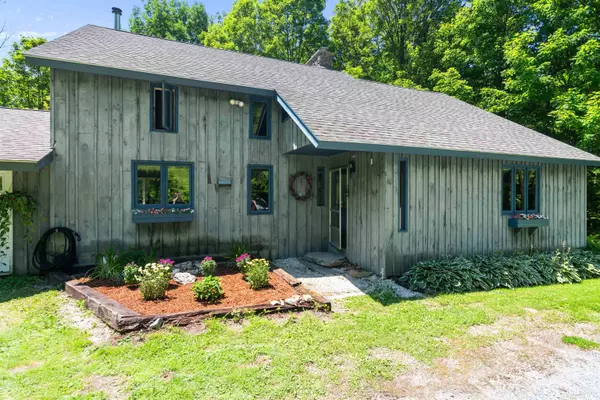 38 Gerts Knob RD, Underhill, VT 05489