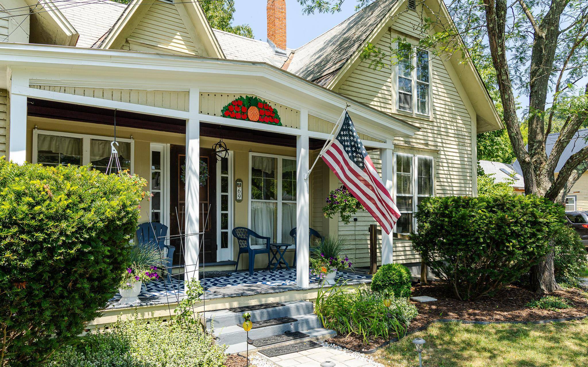 Charlestown, NH 03603,69 Perry AVE