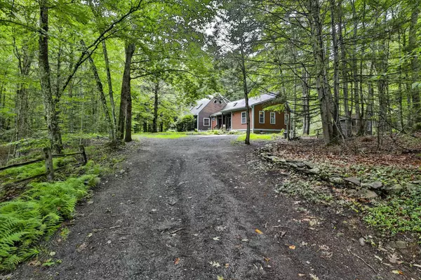 Lee, NH 03861,21 Jacob LN