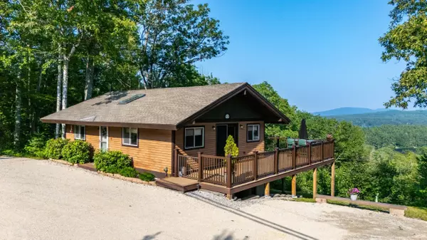 37 Oak Ridge RD, Madison, NH 03849