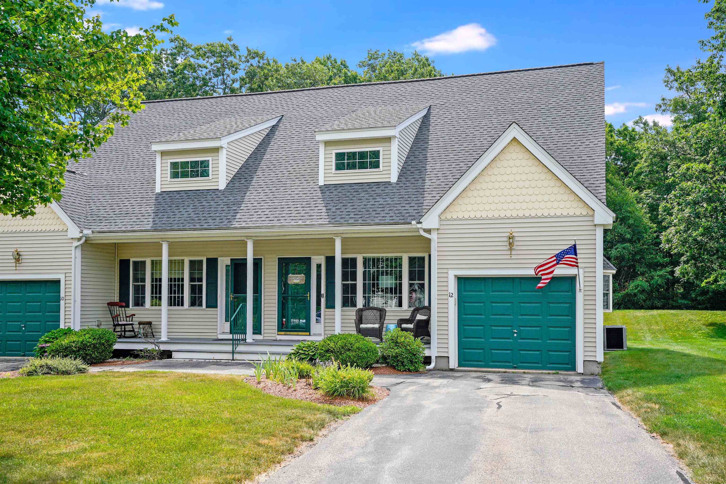 12 Royal LN, Raymond, NH 03077