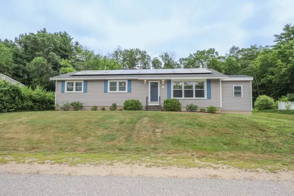 6 Whitehall TER, Hooksett, NH 03106