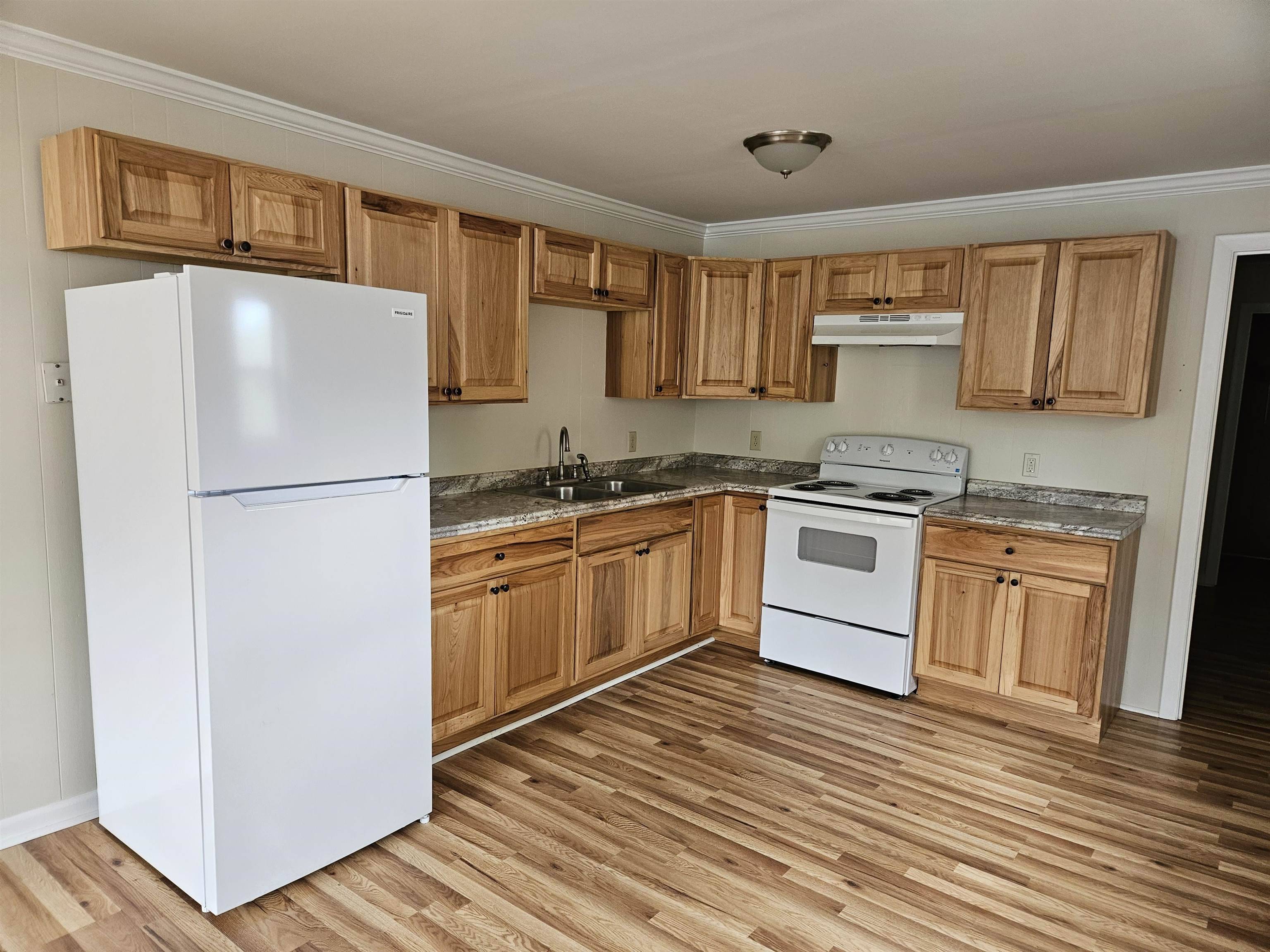 9 Norwich AVE #6, Hartford, VT 05088