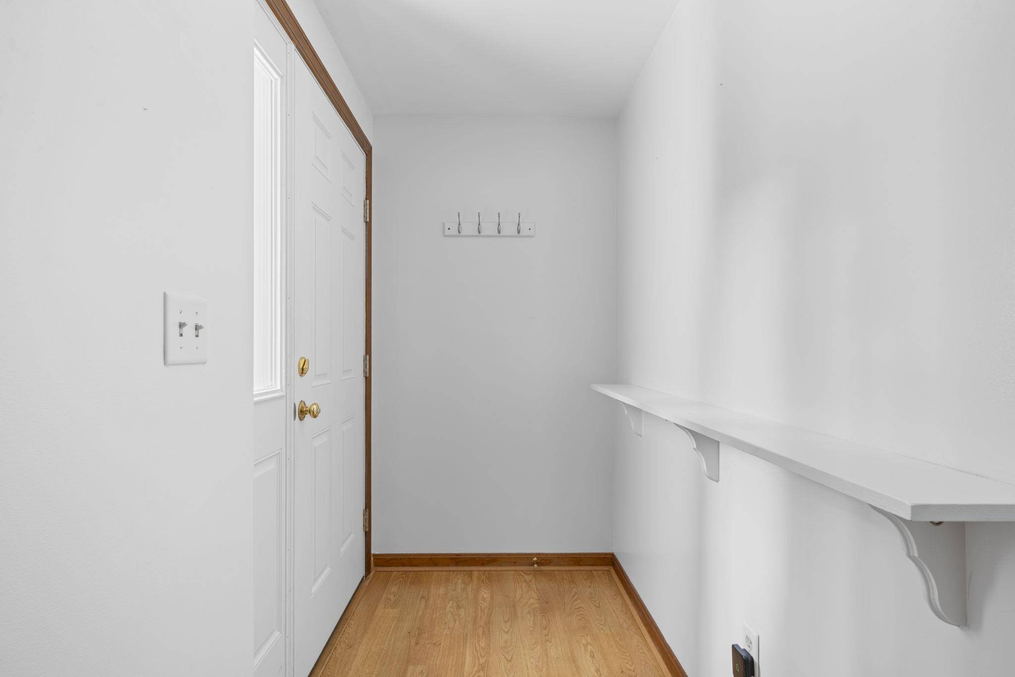Stratham, NH 03885,64 Glengarry DR